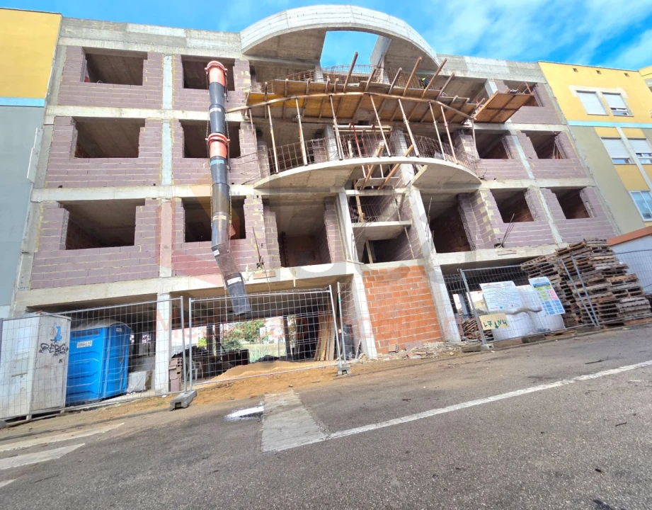 Apartamento T3 para Venda em Amora Foto 6