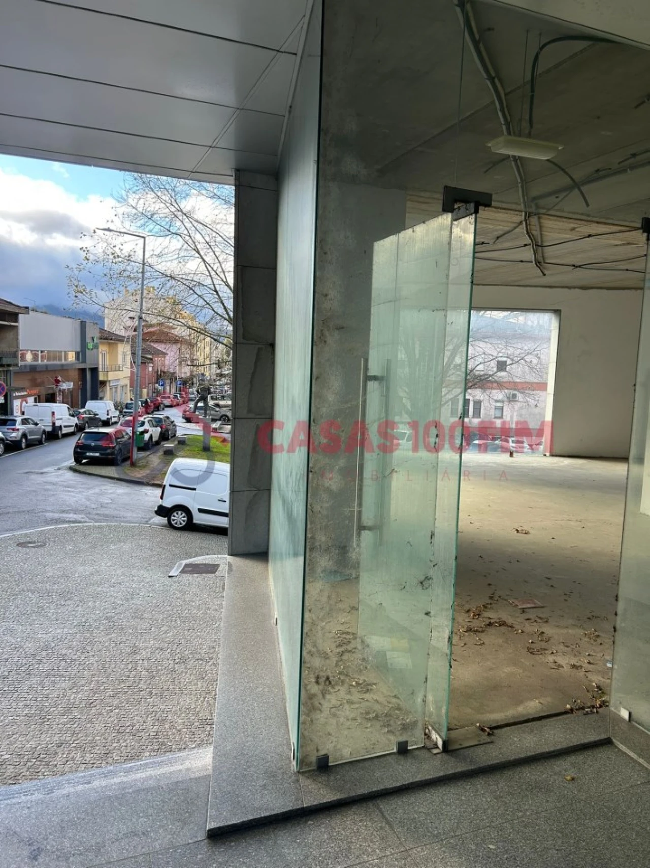 Loja para Venda em Vila Chã, Codal e Vila Cova de Perrinho Foto 5