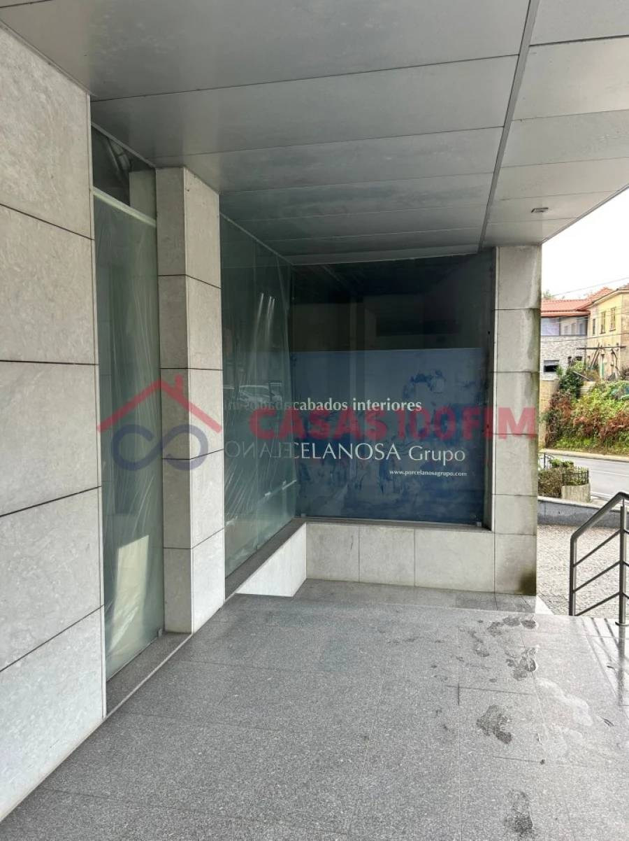 Loja para Venda em Vila Chã, Codal e Vila Cova de Perrinho Foto 3