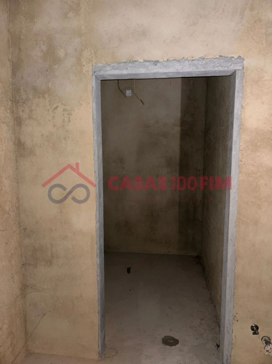 Loja para Venda em Vila Chã, Codal e Vila Cova de Perrinho Foto 16