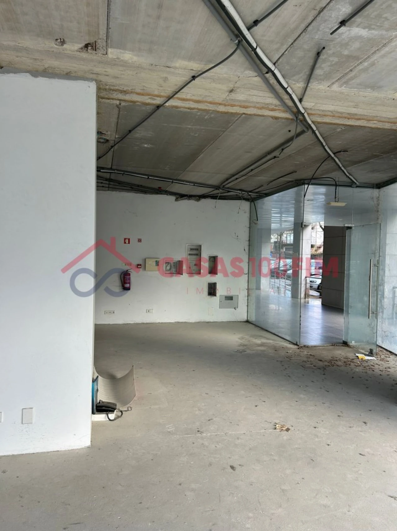 Loja para Venda em Vila Chã, Codal e Vila Cova de Perrinho Foto 18