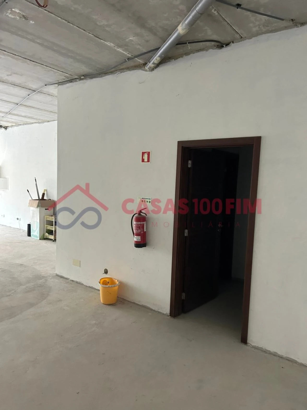 Loja para Venda em Vila Chã, Codal e Vila Cova de Perrinho Foto 21