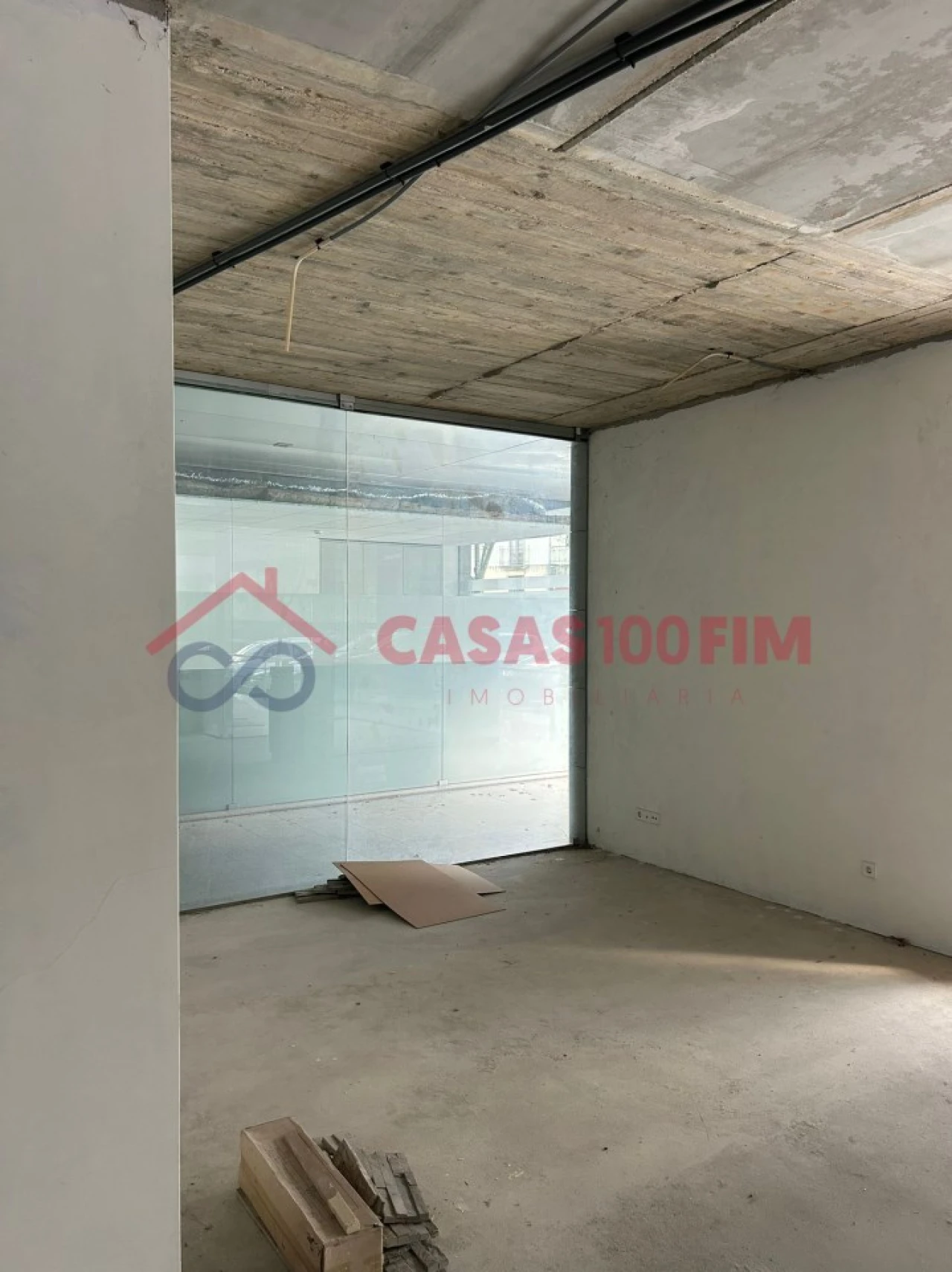 Loja para Venda em Vila Chã, Codal e Vila Cova de Perrinho Foto 22