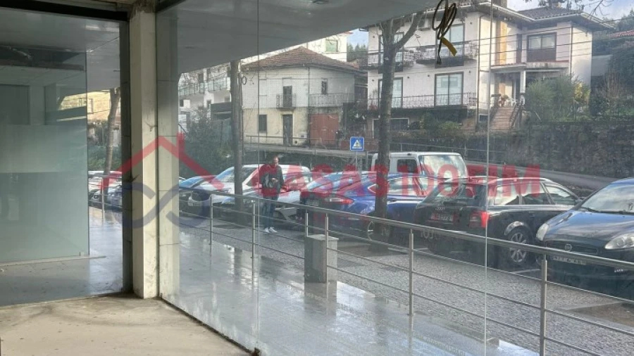 Loja para Venda em Vila Chã, Codal e Vila Cova de Perrinho