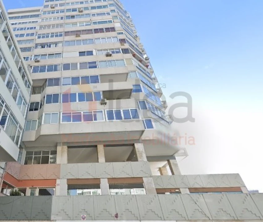 Apartamento T6 para Venda em Belém Foto 6