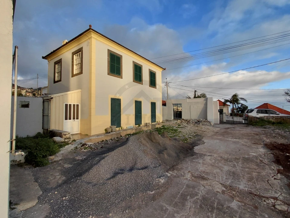 Moradia T4 para Venda em Ponta do Sol Foto 7