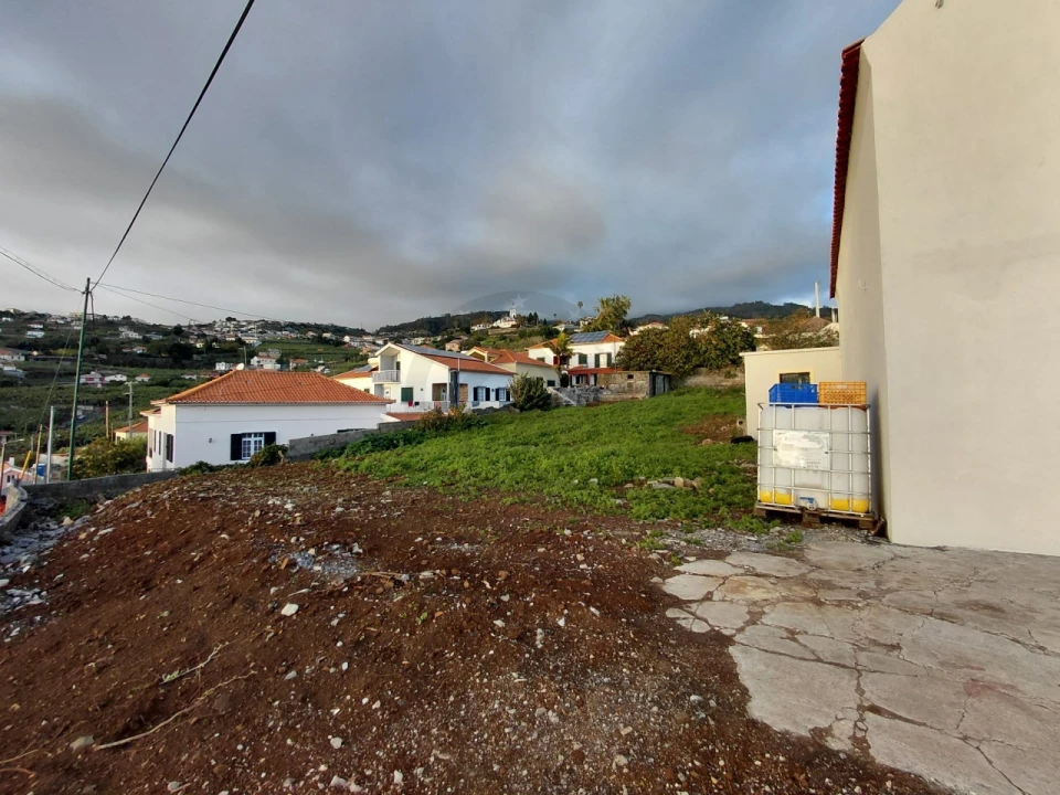 Moradia T4 para Venda em Ponta do Sol Foto 9