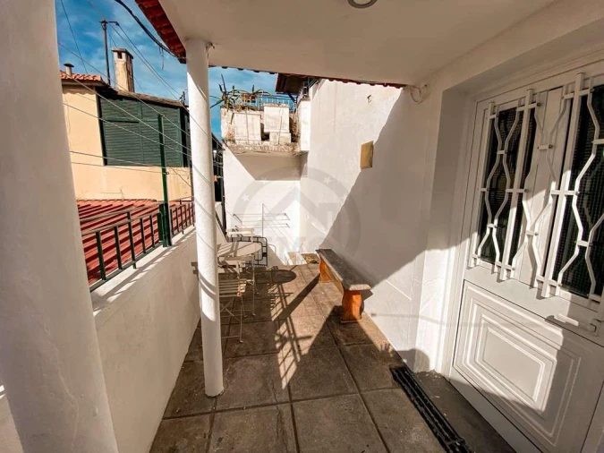 Moradia T4 para Venda em Funchal (Santa Maria Maior) Foto 2