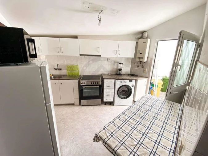 Moradia T4 para Venda em Funchal (Santa Maria Maior) Foto 4