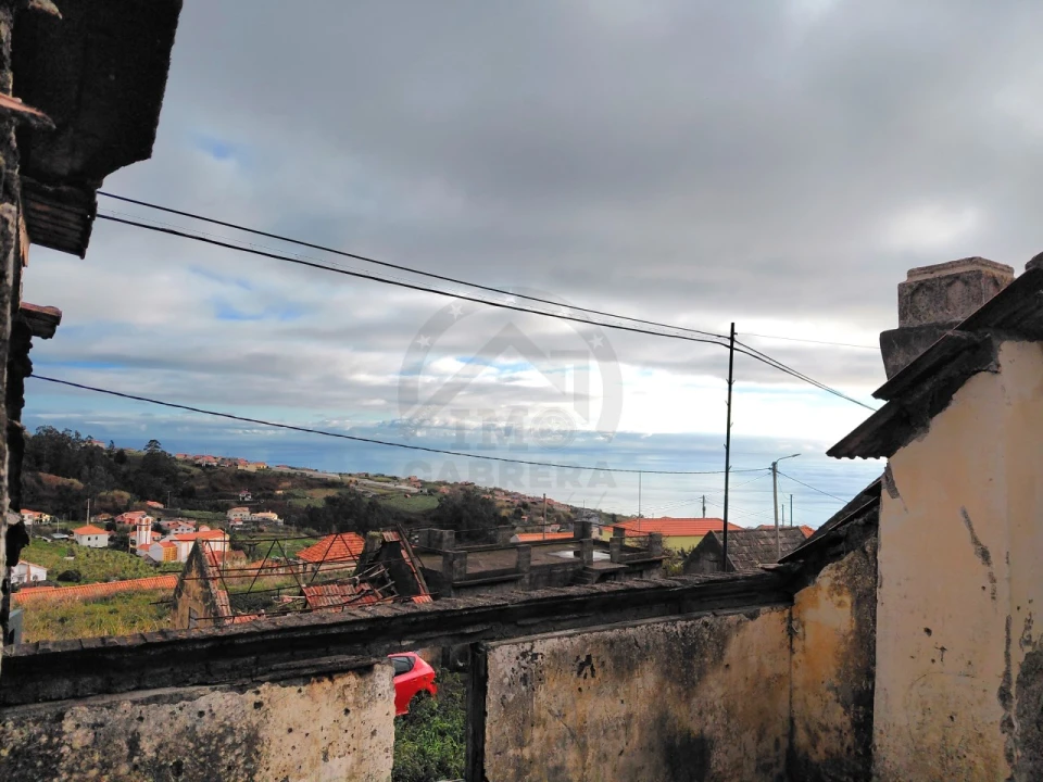 Moradia T2 para Venda em Canhas Foto 9