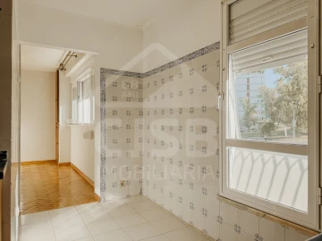 Apartamento T3 para Venda em Olivais