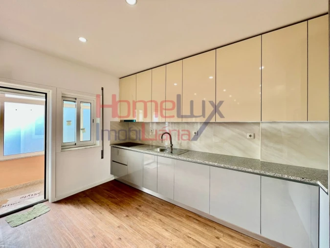 Apartamento T3 para Venda em Aguas Santas Foto 3