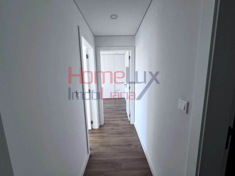Apartamento T2 para Arrendamento em Tondela e Nandufe Foto 4