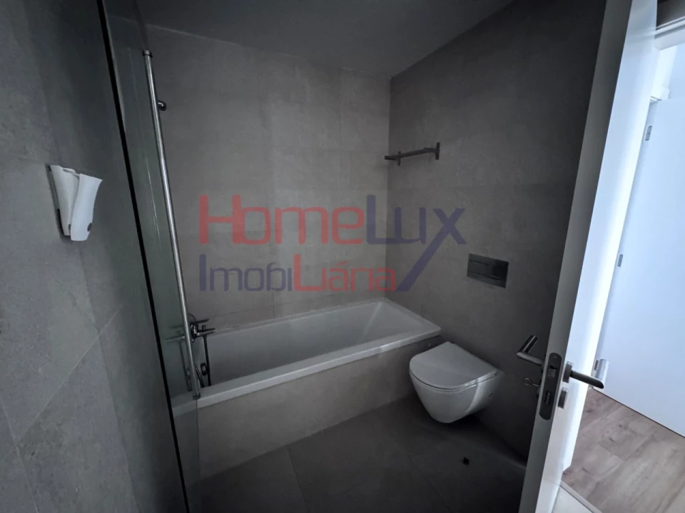 Apartamento T2 para Arrendamento em Tondela e Nandufe Foto 7