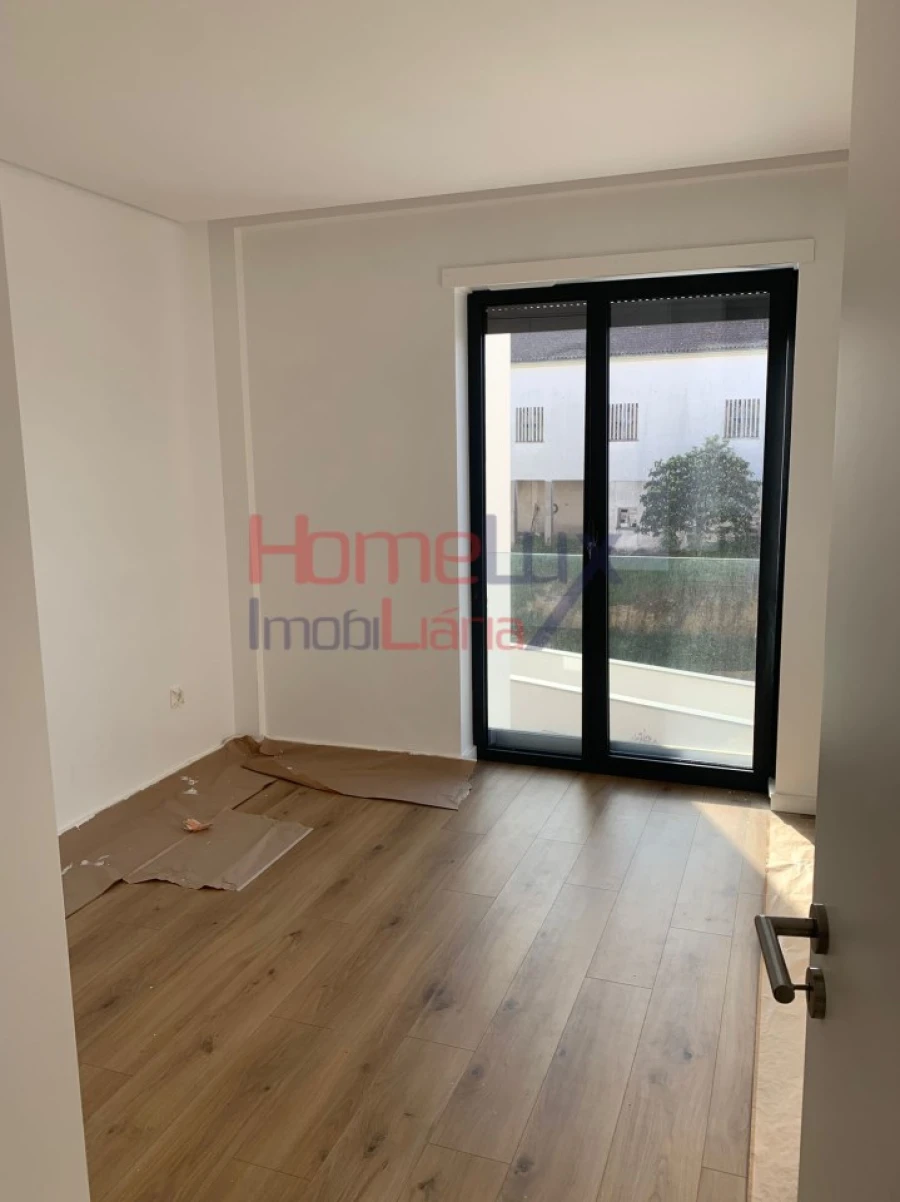 Apartamento T2 para Arrendamento em Tondela e Nandufe Foto 4