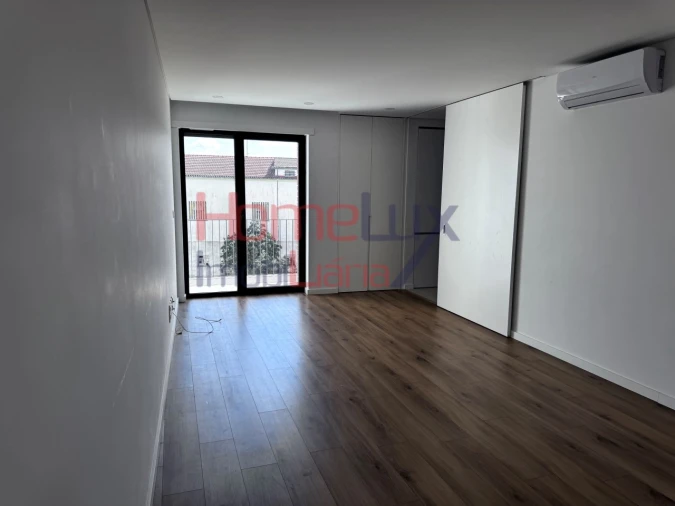 Apartamento T2 para Arrendamento em Tondela e Nandufe Foto 3