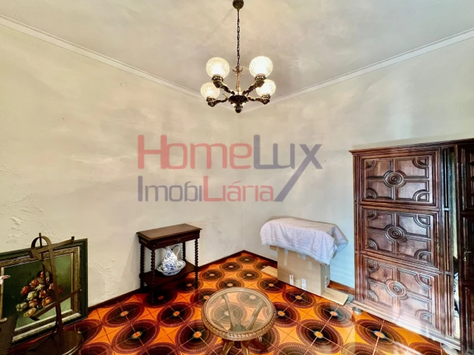 Moradia T4 para Venda em Fânzeres e São Pedro da Cova Foto 10