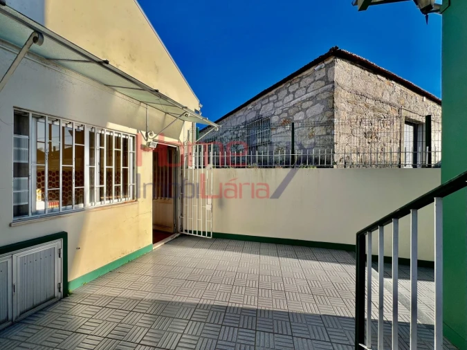 Moradia T4 para Venda em Fânzeres e São Pedro da Cova Foto 37