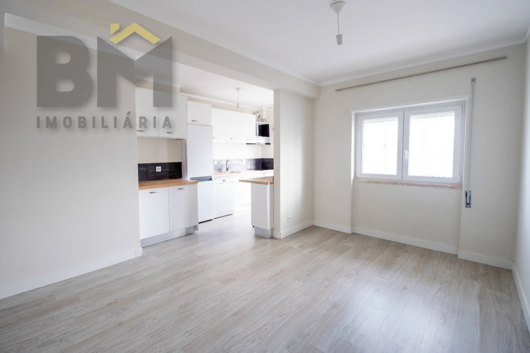 Apartamento T2 para Arrendamento em Castelo Branco Foto 4