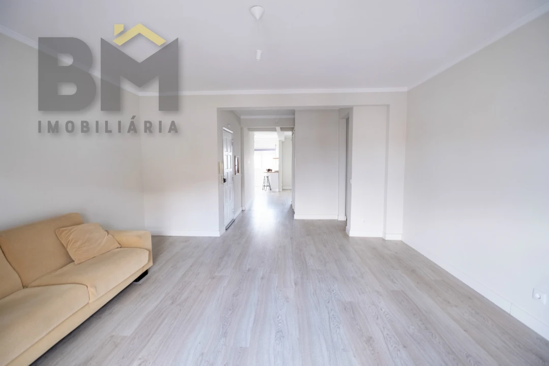 Apartamento T2 para Arrendamento em Castelo Branco Foto 7