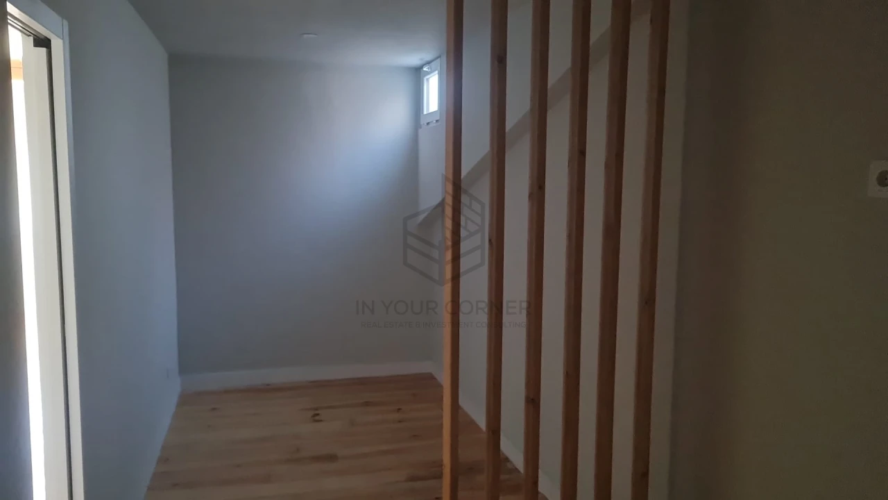 Apartamento T1 para Venda em Misericórdia Foto 6