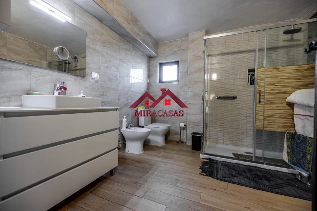 Moradia T4 para Venda em Mira Foto 40