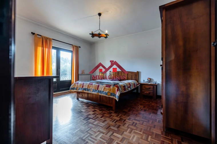 Moradia T4 para Venda em Mira Foto 20