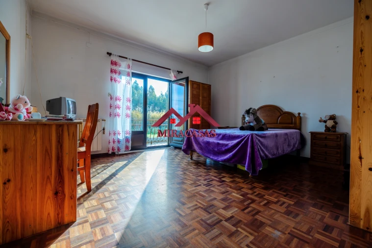 Moradia T4 para Venda em Mira Foto 16