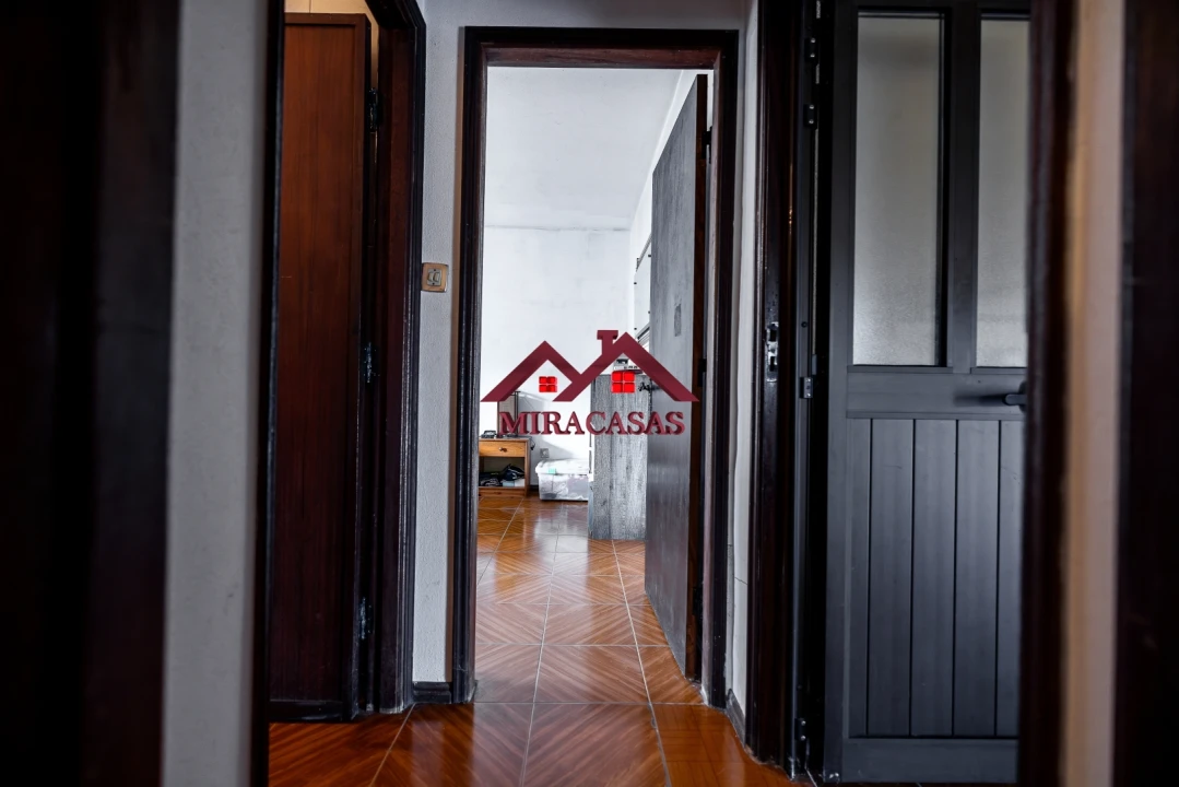 Moradia T4 para Venda em Mira Foto 32