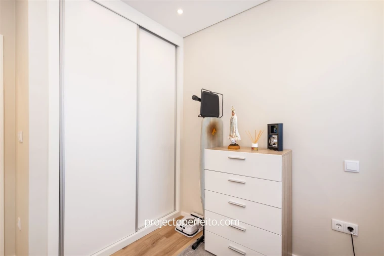 Moradia T3 para Venda em São Felix da Marinha Foto 18