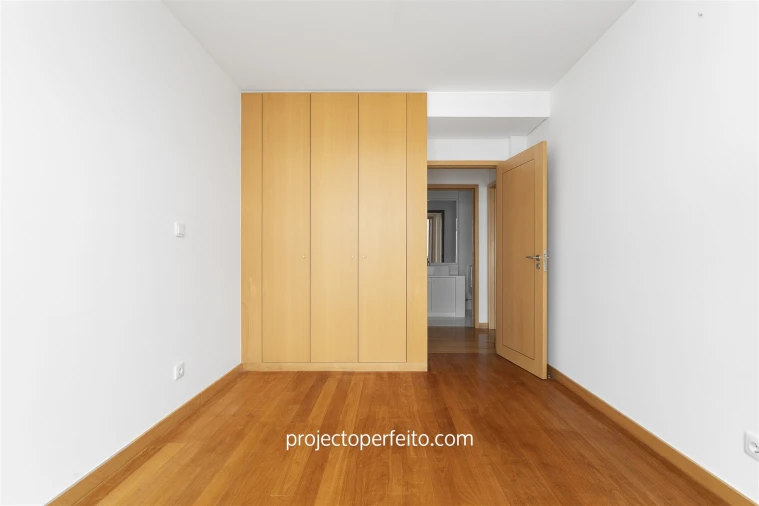 Apartamento T4 para Venda em São Felix da Marinha Foto 26