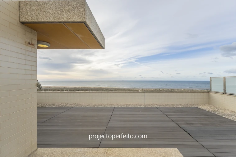 Apartamento T4 para Venda em São Felix da Marinha Foto 3