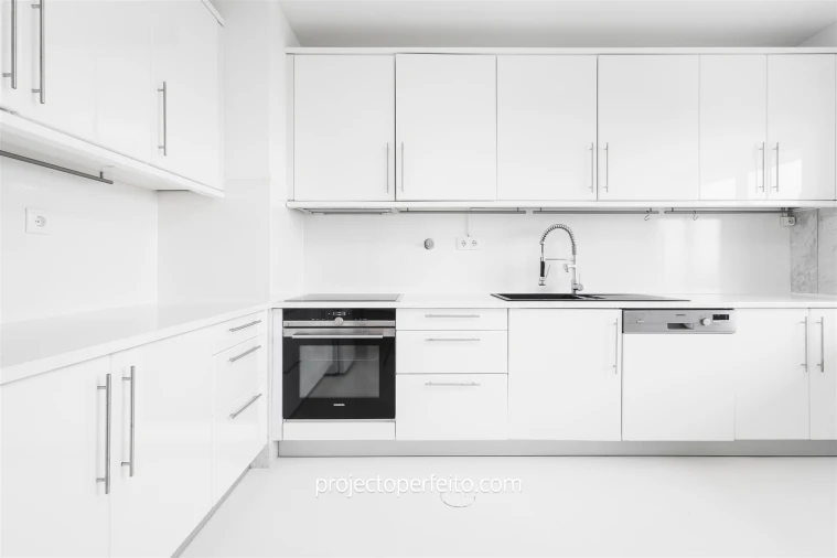 Apartamento T4 para Venda em São Felix da Marinha Foto 11