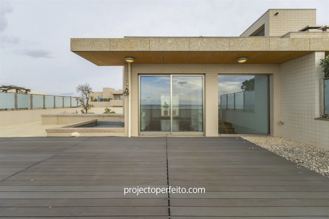 Apartamento T4 para Venda em São Felix da Marinha Foto 5