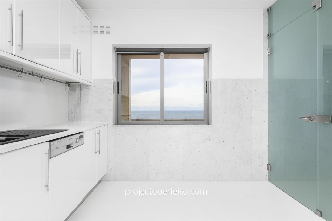 Apartamento T4 para Venda em São Felix da Marinha Foto 13