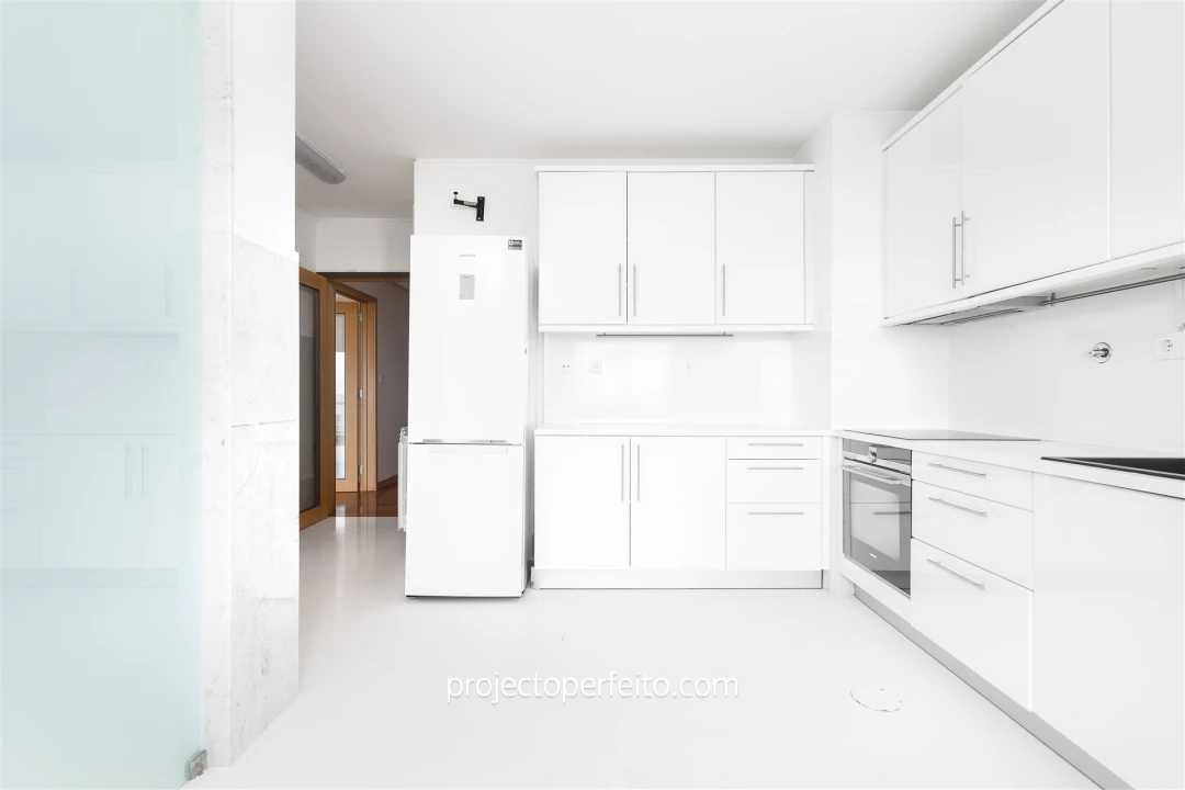 Apartamento T4 para Venda em São Felix da Marinha Foto 10