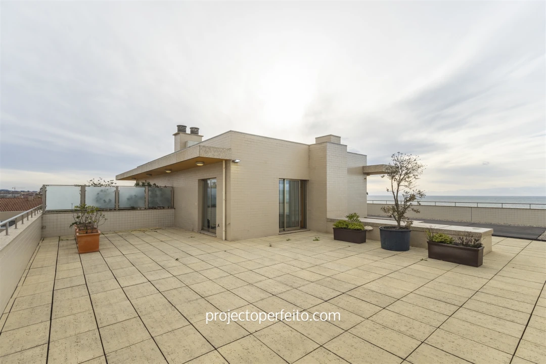 Apartamento T4 para Venda em São Felix da Marinha Foto 4