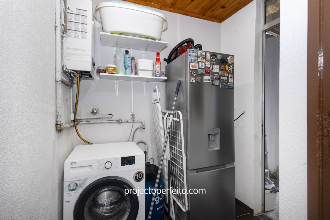 Moradia T2 para Venda em Anta e Guetim Foto 12