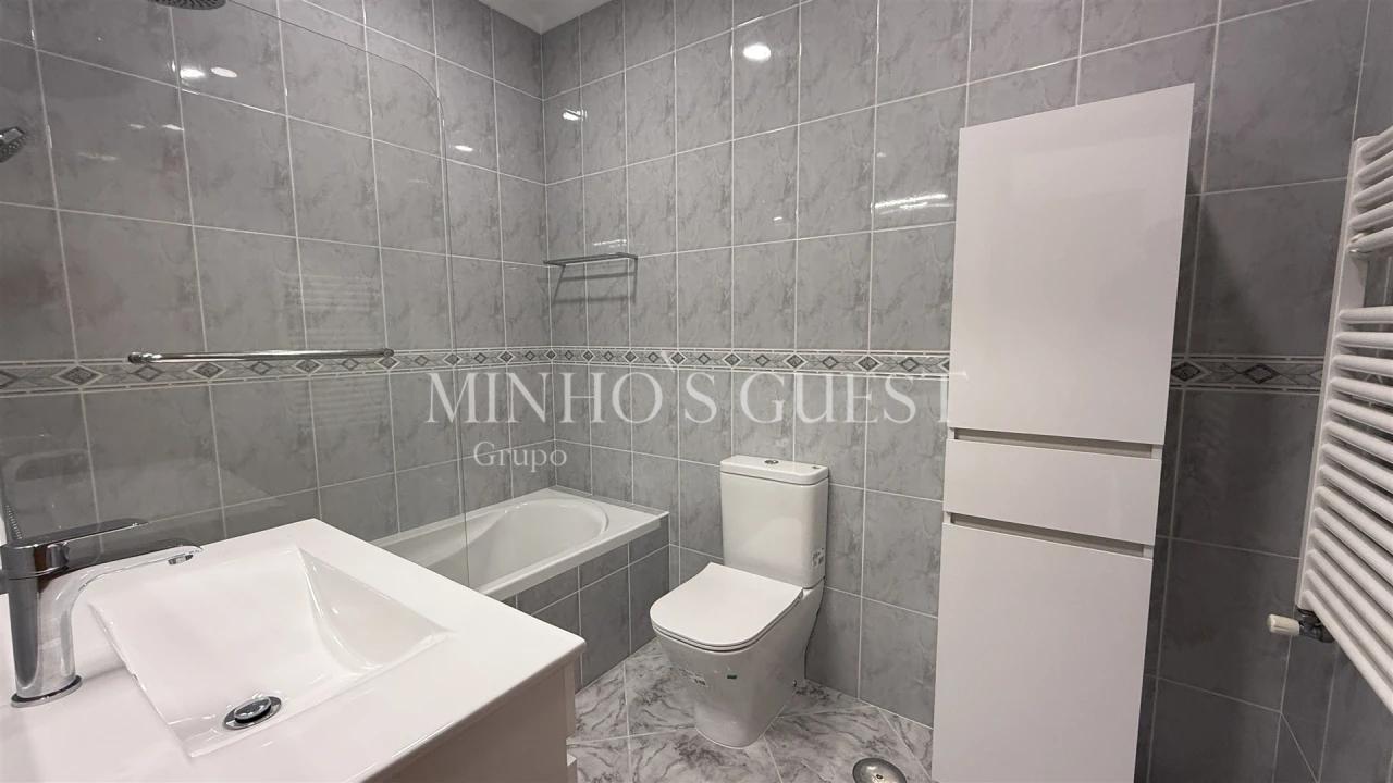 Moradia T3 para Arrendamento em São Vicente (Braga) Foto 11