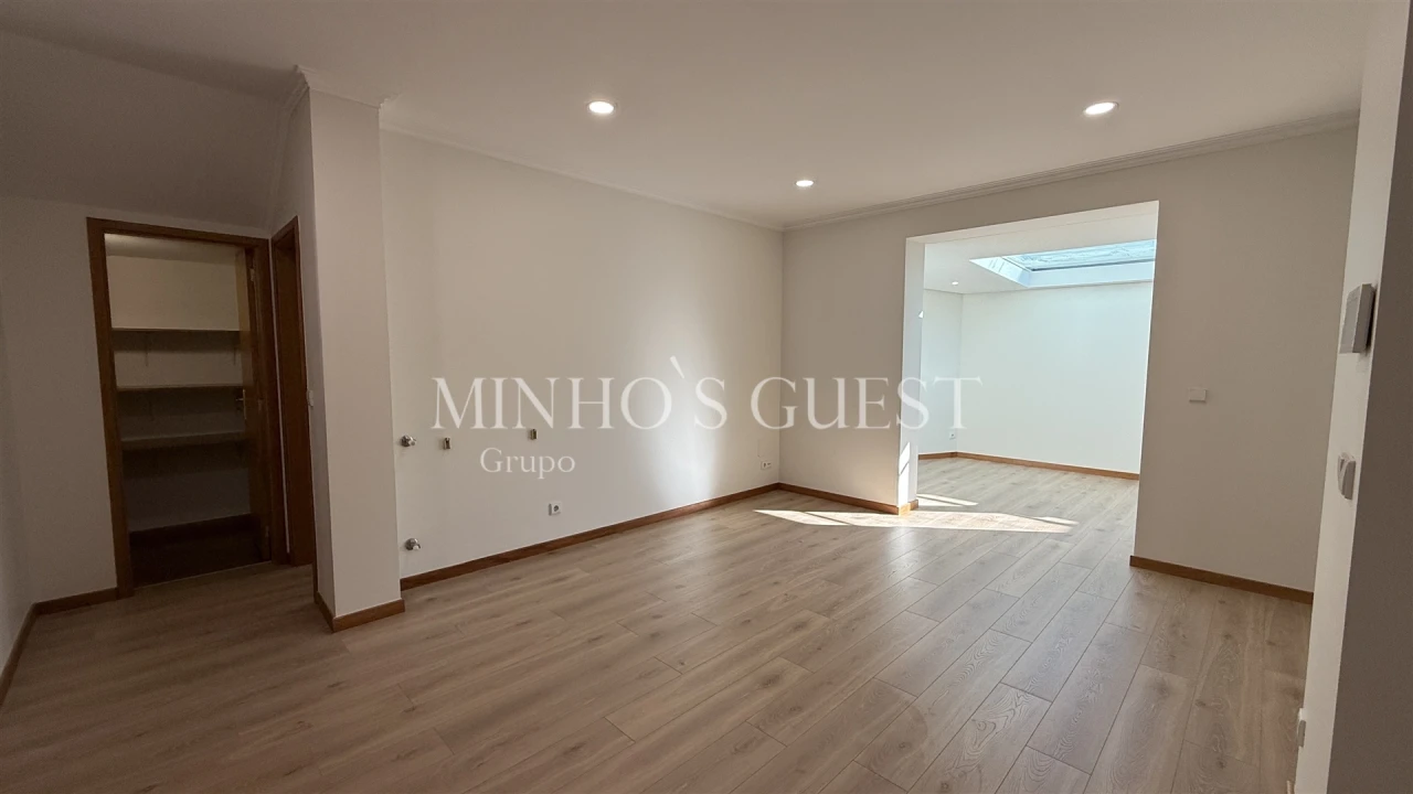 Moradia T3 para Arrendamento em São Vicente (Braga) Foto 34