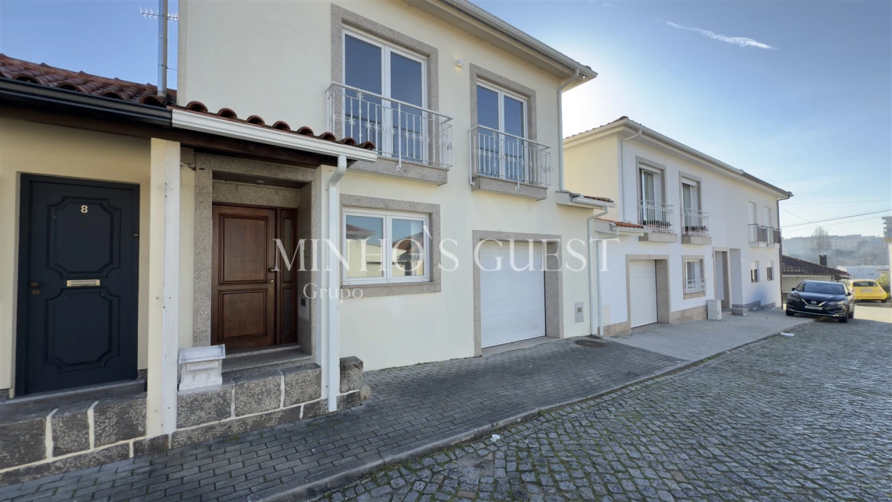 Moradia T3 para Arrendamento em São Vicente (Braga) Foto 2
