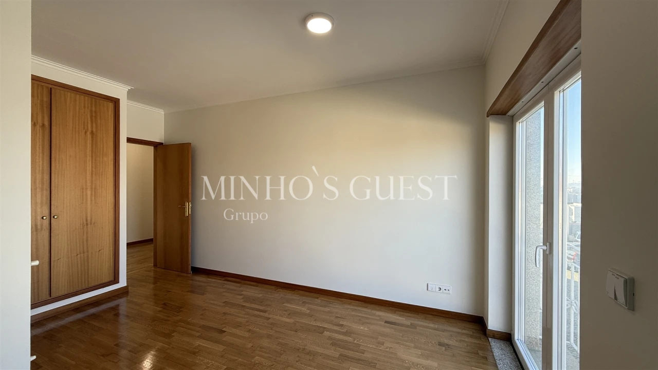 Moradia T3 para Arrendamento em São Vicente (Braga) Foto 5