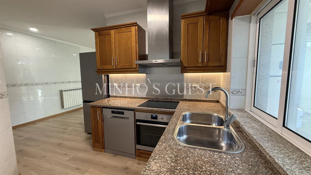 Moradia T3 para Arrendamento em São Vicente (Braga) Foto 42