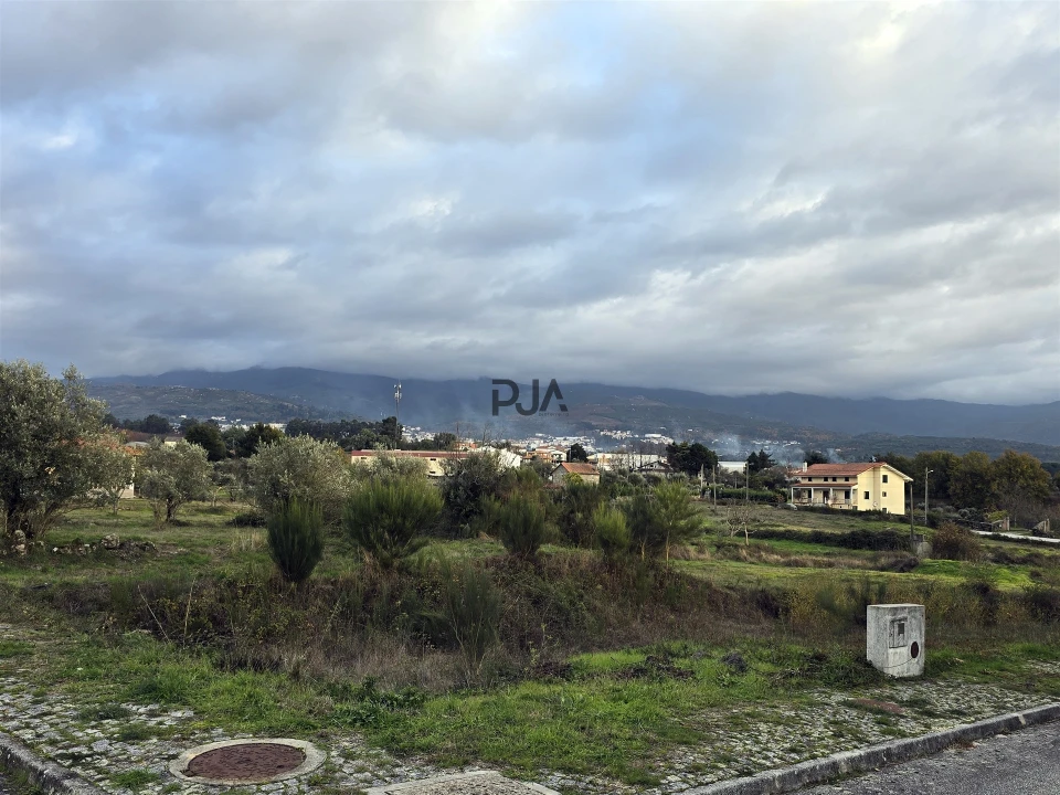 Terreno para Venda em Nespereira Foto 2