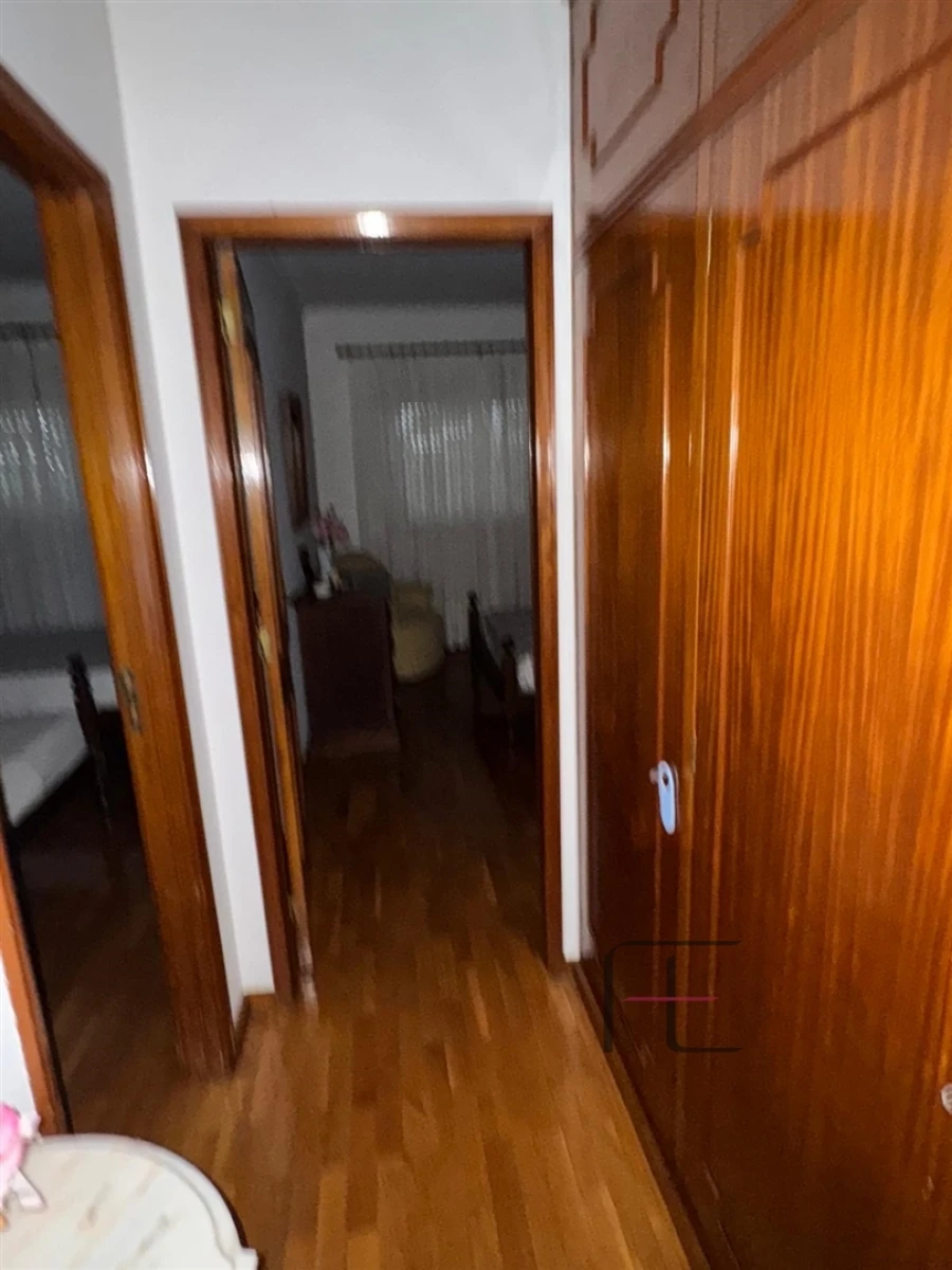Apartamento T2 para Venda em Mafamude e Vilar do Paraíso Foto 7