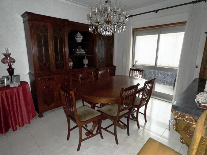 Apartamento T2 para Venda em Mafamude e Vilar do Paraíso Foto 1