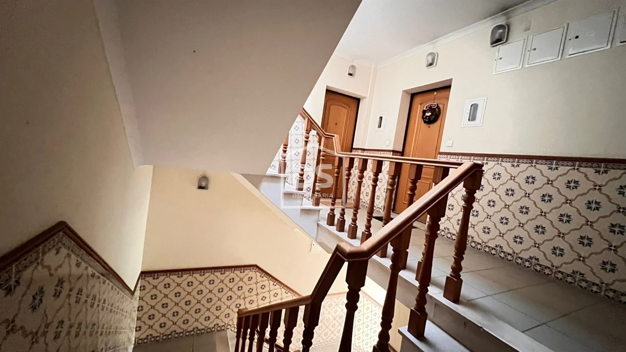 Apartamento T2 para Venda em Soure Foto 16