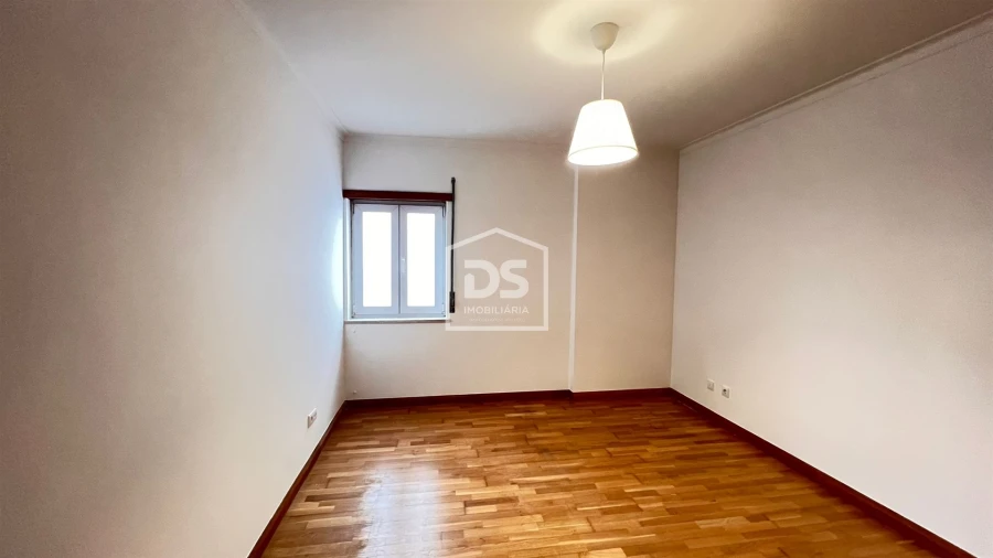 Apartamento T2 para Venda em Soure Foto 11