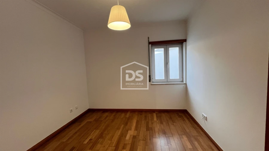 Apartamento T2 para Venda em Soure Foto 7