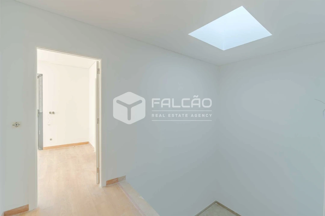 Moradia T4 para Venda em Marvila, Ribeira Santarém, São Salvador, São Nicolau Foto 63